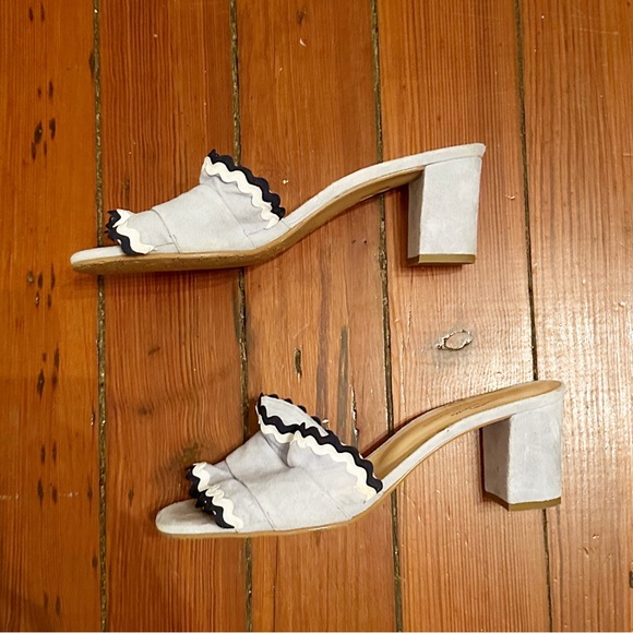 Brenda Zaro Custom Ruffle Ric Rac Heels, Baby Blue/Navy - Picture 2 of 6